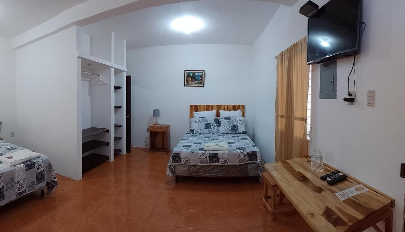 Apartamentos Mundo Maya Habitaciones 플로레스 외부 사진