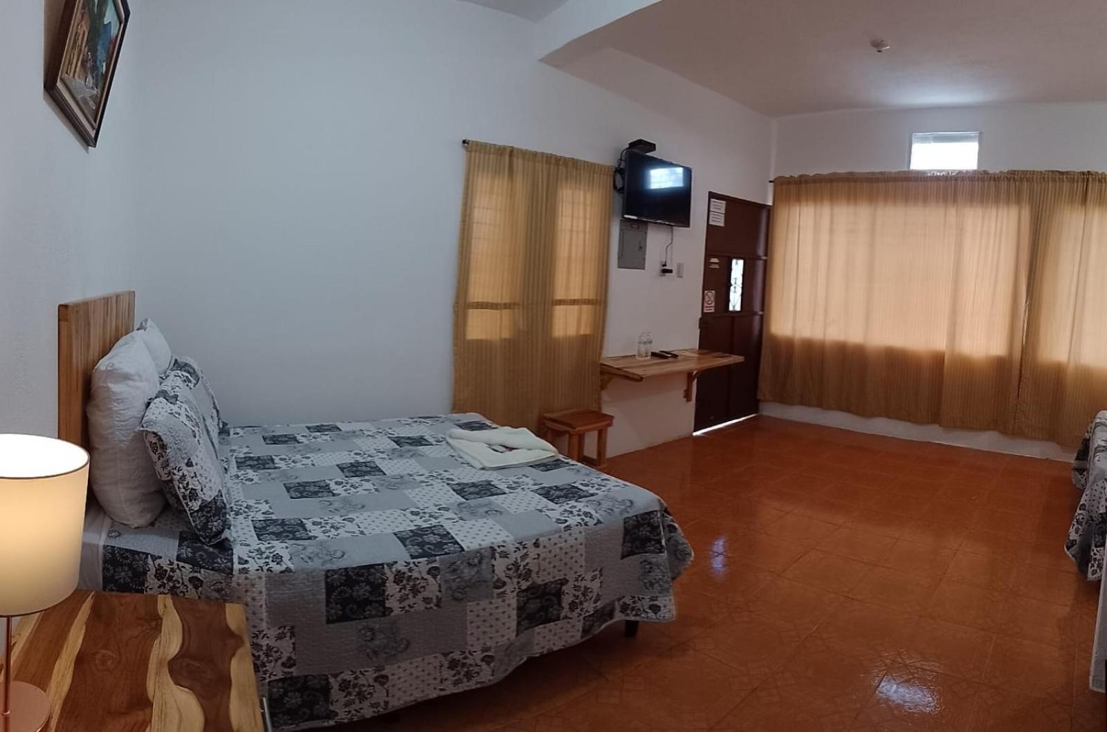 Apartamentos Mundo Maya Habitaciones 플로레스 외부 사진
