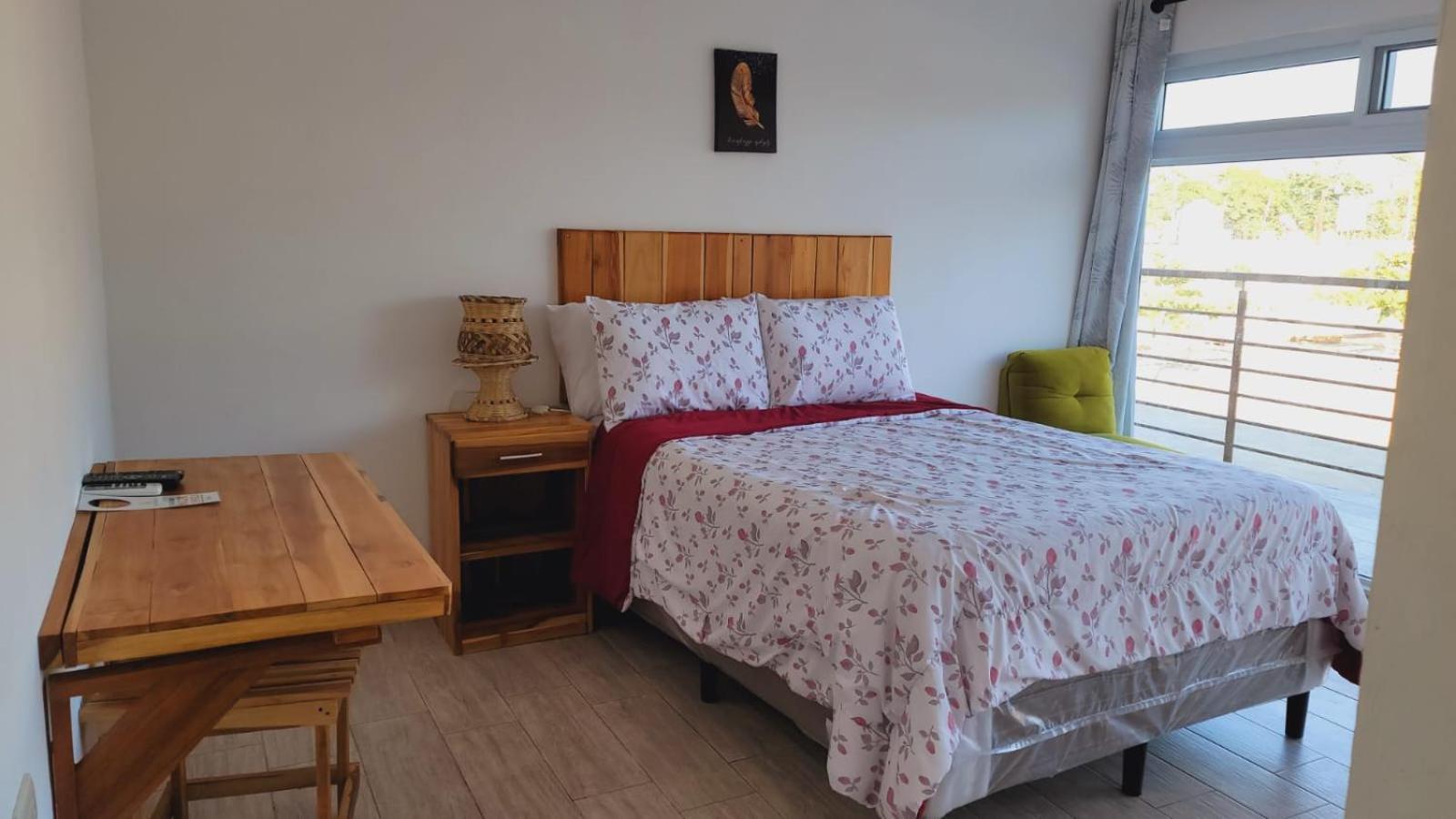 Apartamentos Mundo Maya Habitaciones 플로레스 외부 사진
